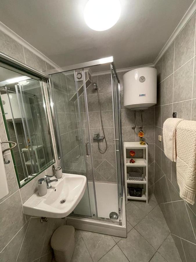 Apartmani Grguric Kornic Ngoại thất bức ảnh